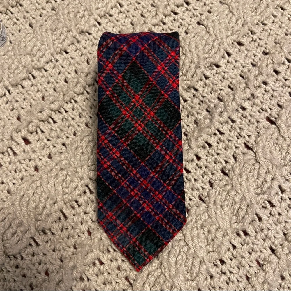 Vintage Tartan Diagonal Plaid McDonald New Wool Made in Scotland Necktie Red, Gr